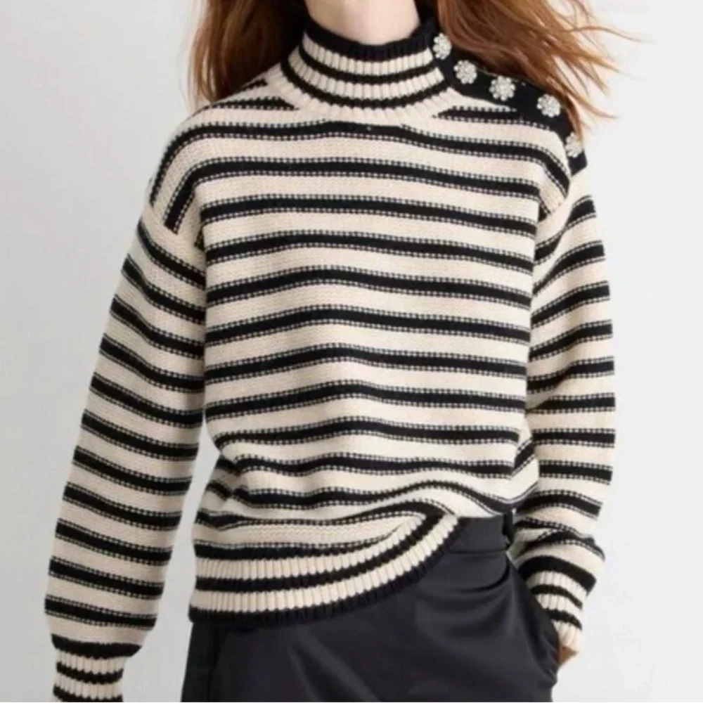 J. CREW Cable-Knit Mock-neck Pullover Sweater Size Small Stripe Jewel Buttons